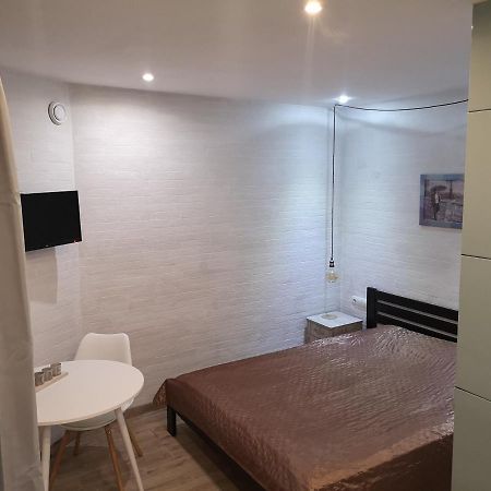 Freedom Apartment On Bazarna Str Lviv Eksteriør billede