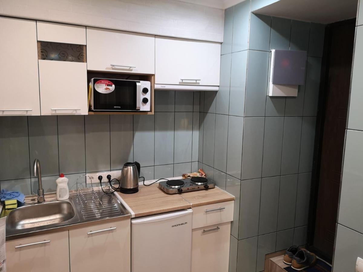 Freedom Apartment On Bazarna Str Lviv Eksteriør billede